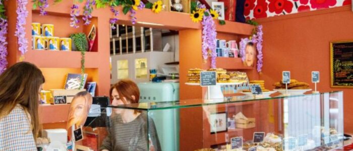 Reprise d&rsquo;entreprise : comment L&rsquo;Impertinente a &eacute;t&eacute; vendue en huit mois