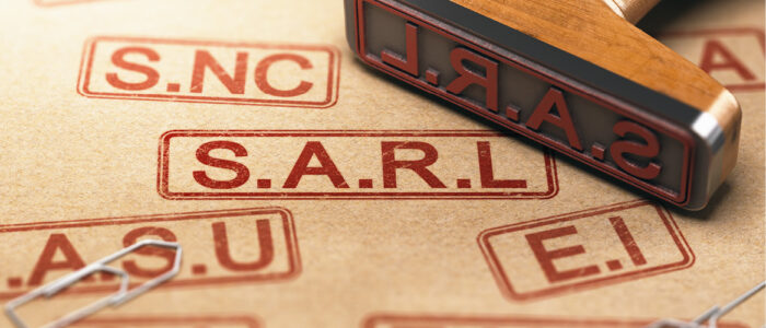 je cree une entreprise avec des associes